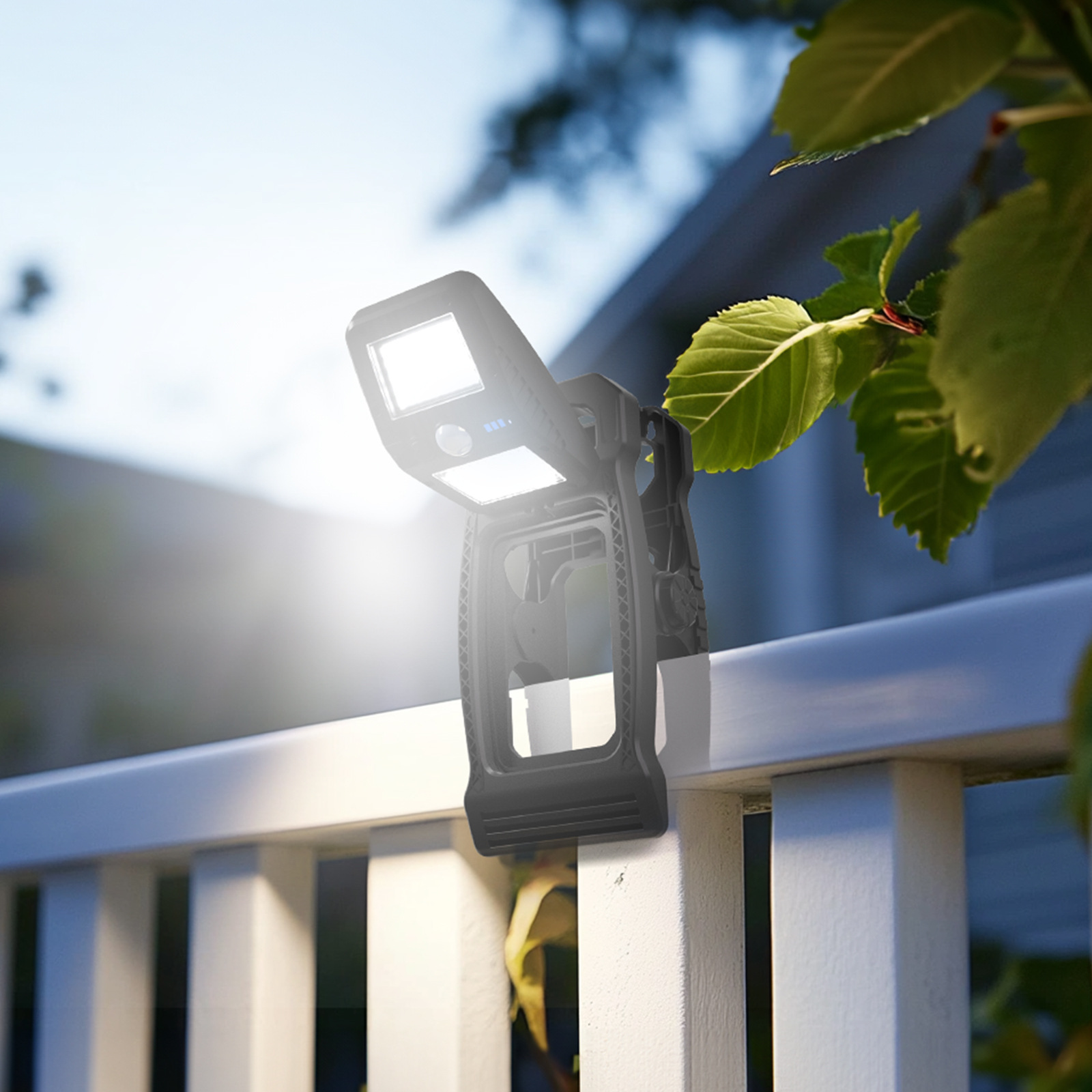 Outdoor Lighting Options - Wielofunkcyjna lampa kempingowa LED zasilana energią